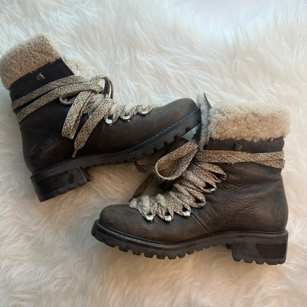 Barney’s New York boots